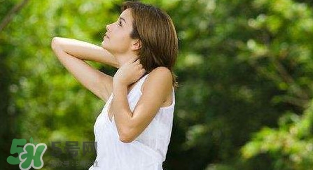 偏頭痛不能吃哪些食物？吃什么食物能治偏頭痛