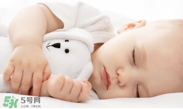 睡眠對人體有何作用？人體正常睡眠幾個小時