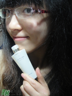 cpb保濕露滋潤還是清爽？cpb保濕露滋潤和清爽型區(qū)別