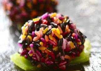 五色糯米飯用什么染？五色糯米飯怎么染？