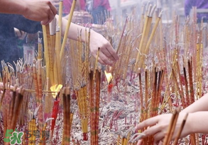 三月三怎么給仙家燒香？給仙家上香的規(guī)矩