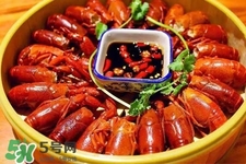 吃小龍蝦喝什么飲料？小龍蝦配什么飲料最好？