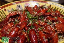 吃小龍蝦喝什么飲料？小龍蝦配什么飲料最好？