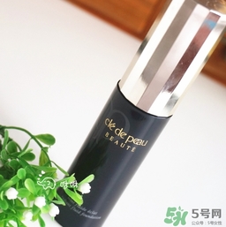 cpb粉底液和粉霜哪個好？cpb粉底液和粉霜區(qū)別