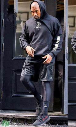 椰子鞋是耐克還是阿迪？耐克的椰子鞋好還是阿迪的？