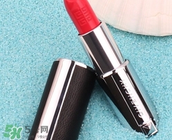 自拍黨最愛美妝產(chǎn)品_自拍黨人氣彩妝推薦 自拍黨最愛美妝產(chǎn)品_自拍黨人氣彩妝推薦