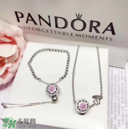 潘多拉2017新品桃花項(xiàng)鏈多少錢(qián)？pandora新品桃花項(xiàng)鏈專柜價(jià)格