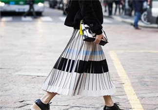 長裙搭配什么上衣？長裙搭配什么上衣好看？