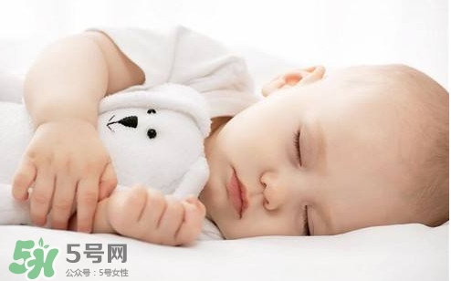 打鼾和枕頭有關(guān)系嗎？打鼾和枕頭有沒(méi)有關(guān)系