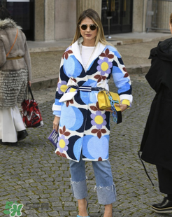 prada緞帶包好看嗎？普拉達(dá)緞帶包怎么樣？