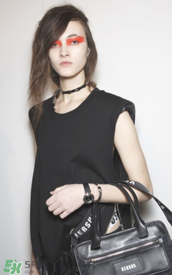 versace2017新品好看嗎？范思哲2017新款怎么樣？