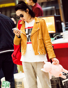 白百合黃色外套是什么牌子？白百合黃色外套是哪個品牌？