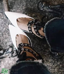 susa尖頭綁帶鞋怎么搭配？susa尖頭芭蕾舞鞋怎么搭配好看？