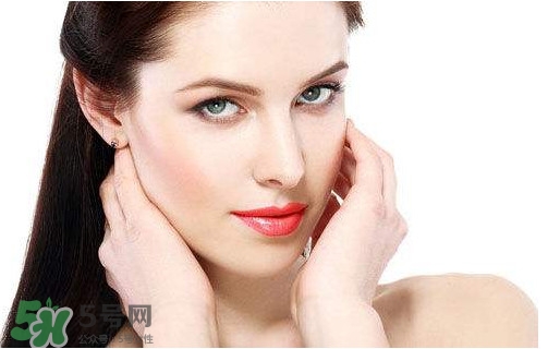 滴眼液對眼睛好嗎？滴眼液對眼睛好不好