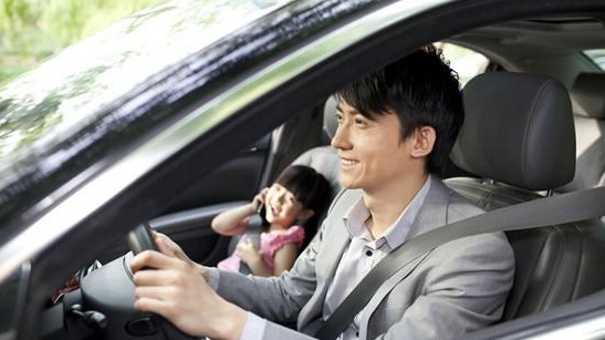 坐車暈車的人開(kāi)車會(huì)暈嗎？暈車的人開(kāi)車會(huì)不會(huì)暈車