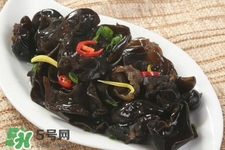 尿酸高可以吃黑木耳嗎？ 尿酸高的能吃木耳嗎？	