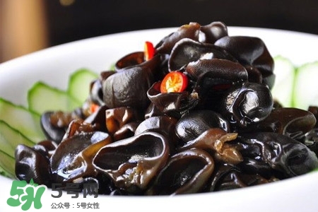 尿酸高可以吃黑木耳嗎？ 尿酸高的能吃木耳嗎？	