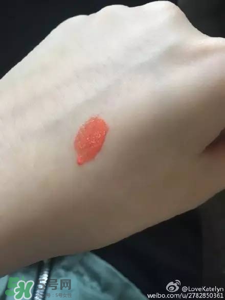 ysl唇釉怎么刻字？ysl唇釉哪里可以刻字？