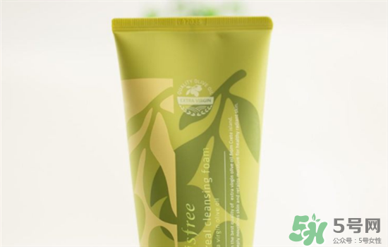 悅詩(shī)風(fēng)吟綠茶洗面奶適合什么膚質(zhì)？悅詩(shī)風(fēng)吟洗面奶適合油性肌膚嗎？