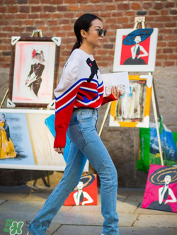 春天穿毛衣怎么搭配？春天穿毛衣怎么搭配好看？