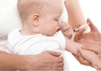 嬰兒預(yù)防針后多久洗澡？嬰兒打完預(yù)防針多久可以洗澡