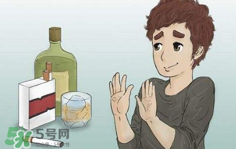 經(jīng)常胃痛會(huì)不會(huì)得胃癌？經(jīng)常胃痛會(huì)引起胃癌嗎