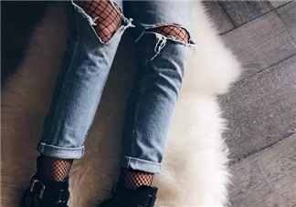 漁網(wǎng)襪牛仔褲怎么搭配好看？網(wǎng)襪破洞牛仔褲怎么搭配？