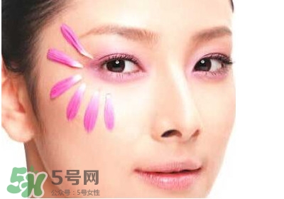 臉上長脂肪粒怎么辦？臉上長脂肪粒怎么去除