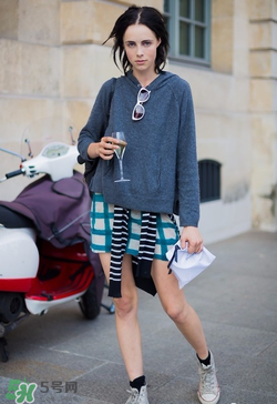 小臟鞋怎么搭配？小臟鞋怎么搭配好看？