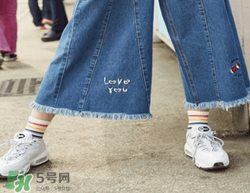 牛仔闊腿褲搭配什么鞋子？闊腿牛仔褲搭配什么鞋子好看？