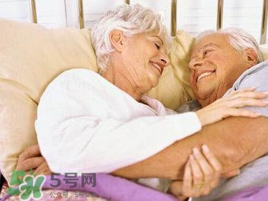 老年人還能性生活嗎？老年人的性生活需要注意什么？