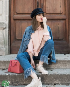 流蘇牛仔褲搭配什么上衣？流蘇牛仔褲配什么上衣好看？