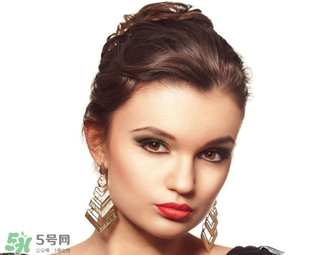 四月份可以打耳洞嗎？4月份可以打耳洞嗎？