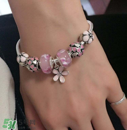 潘多拉桃花系列什么寓意？pandora桃花系列的寓意是什么？