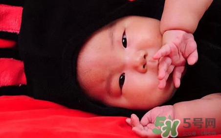 小兒扁桃體發(fā)炎吃什么藥？小兒扁桃體發(fā)炎吃什么消炎藥