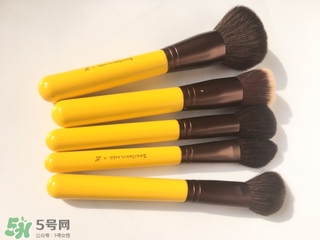 受受狼小黃鴨化妝刷怎么樣？受受狼小黃鴨化妝刷多少錢？