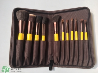 受受狼小黃鴨化妝刷怎么樣？受受狼小黃鴨化妝刷多少錢？