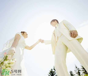 2017年5月哪天結(jié)婚好？2017年5月結(jié)婚黃道吉日