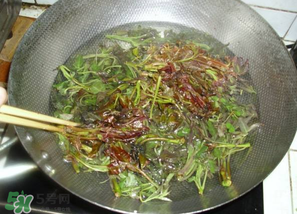 香椿為什么要焯水？香椿怎么焯水？