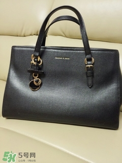 charles keith是什么牌子？屬于什么檔次