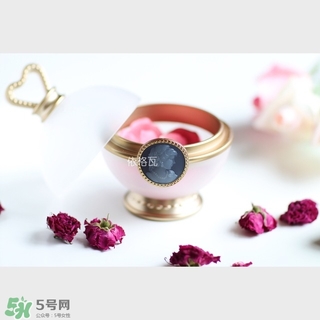 拉杜麗花瓣腮紅多少錢 拉杜麗花瓣腮紅專柜價(jià)格 拉杜麗花瓣腮紅多少錢 拉杜麗花瓣腮紅專柜價(jià)格