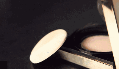 ysl蕾絲氣墊粉餅怎么樣？ysl蕾絲氣墊粉餅好用嗎？
