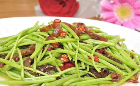 藜蒿葉子為什么不能吃？藜蒿葉子為什么不可以吃