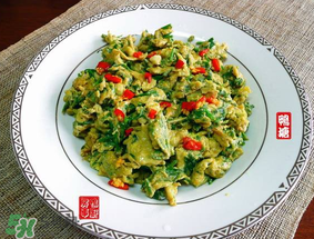 香椿可以炒鵝蛋嗎？香椿和鵝蛋能一起吃嗎？