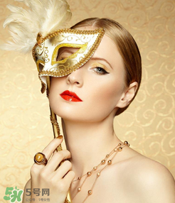 為什么割完雙眼皮后眼睛睜不開？割完雙眼皮后眼睛睜不開是什么原因？