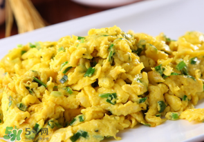 哺乳期可以吃香椿炒雞蛋嗎？哺乳期可以吃香椿炒雞蛋嗎？