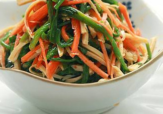 水芹菜怎么吃？水芹菜的做法