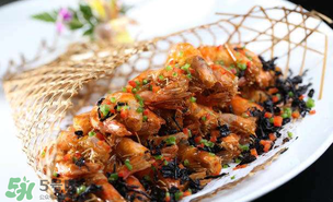 香椿和蝦能一起吃嗎？香椿能和蝦一起吃嗎？