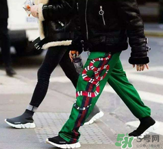 今年流行乾隆皇帝的鞋多少錢(qián)？乾隆皇帝同款鞋專(zhuān)柜價(jià)格