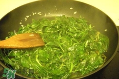 枸杞葉能炒著吃嗎？枸杞葉能涼拌嗎